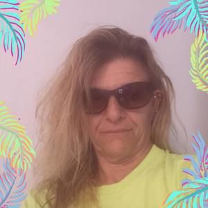 Meet your Posher, Kelli